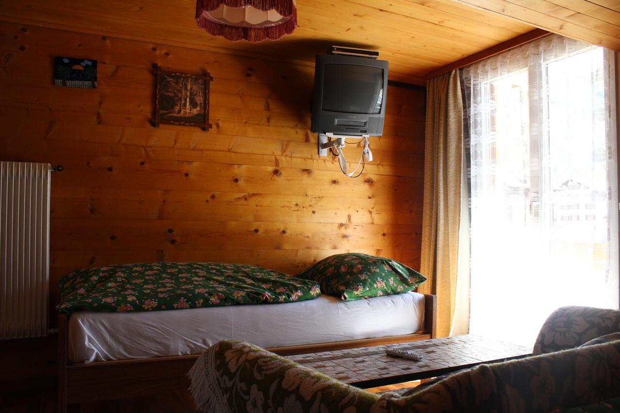 Haus Weideli, Dammstrasse 7 Villa Saas-Grund Exteriör bild